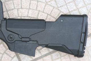 FAMAS_G2ButtStockLeft.jpg