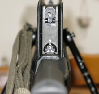 FAMAS_G2RearSight.jpg