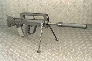 FAMAS_G2Suppressed.jpg
