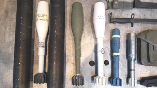 FAMAS_RifleGrenades5.jpg