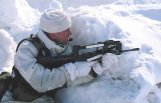 FAMAS_in_action_157.jpg
