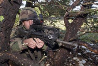 FAMAS_in_action_165.jpg
