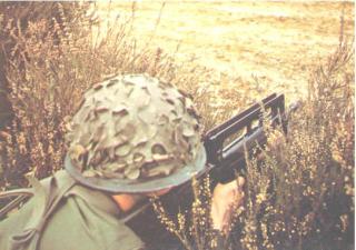 FAMAS_in_action_17.jpg