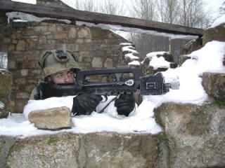 FAMAS_in_action_188.jpg