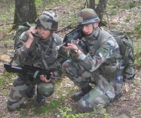FAMAS_in_action_210.jpg