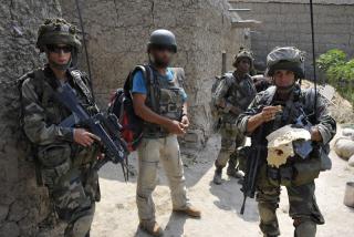 FAMAS_in_action_230.jpg