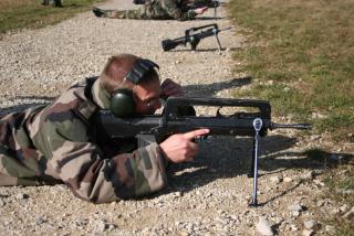 FAMAS_in_action_290.jpg