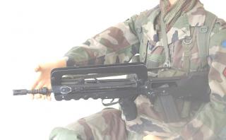 FAMAS_in_action_36.jpg