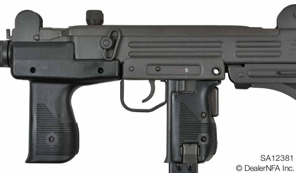 SA12381 - 4@2x.jpg