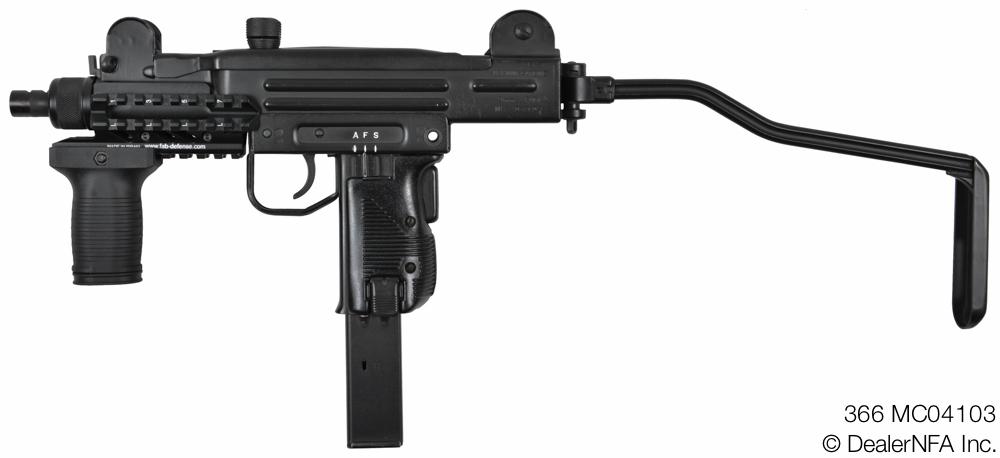 366 MC04103 - 2@2x.jpg