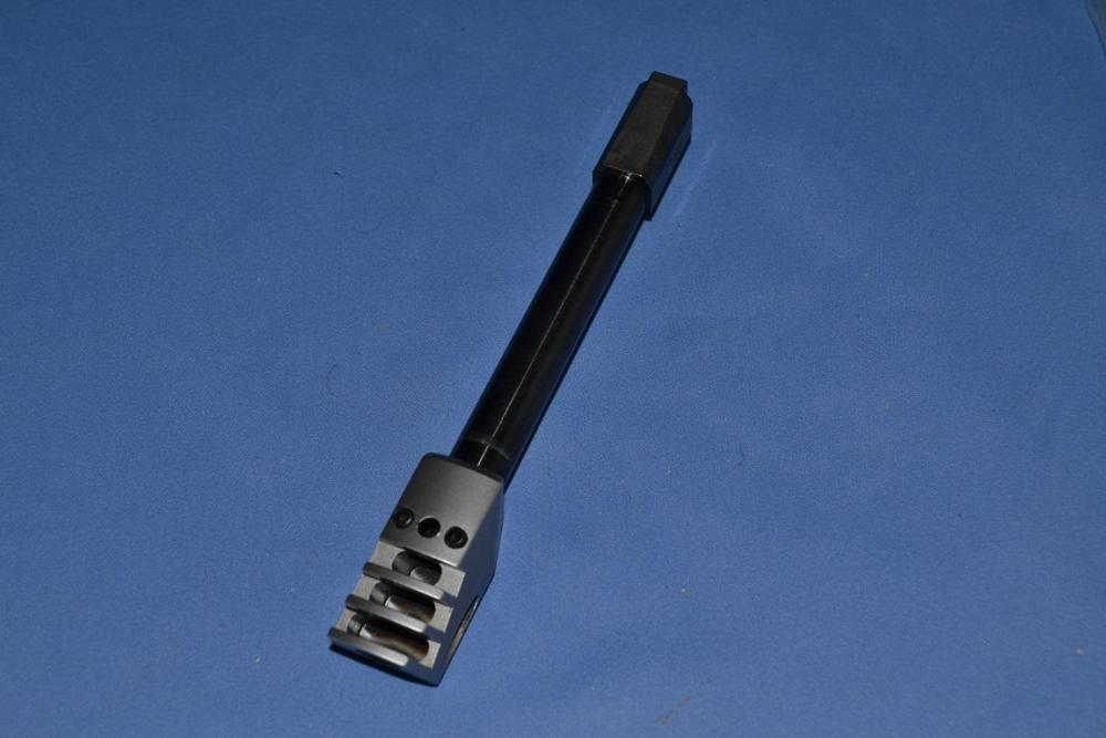 Compensator w-9mm barrel.jpg