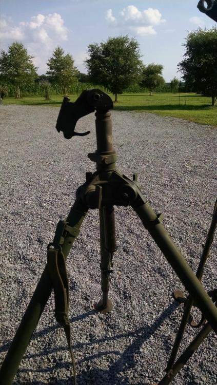 Tripod_2.jpg