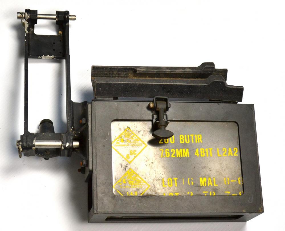 machine gun mount 11.JPG