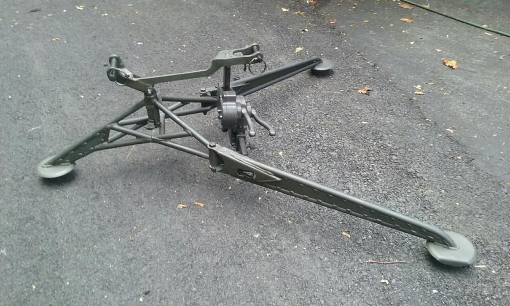 tripod m192.jpg