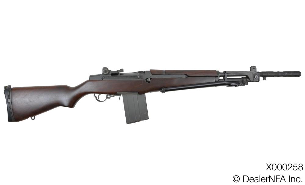 X000258_Sprinfield_Armory_Beretta - 02@2x.jpg