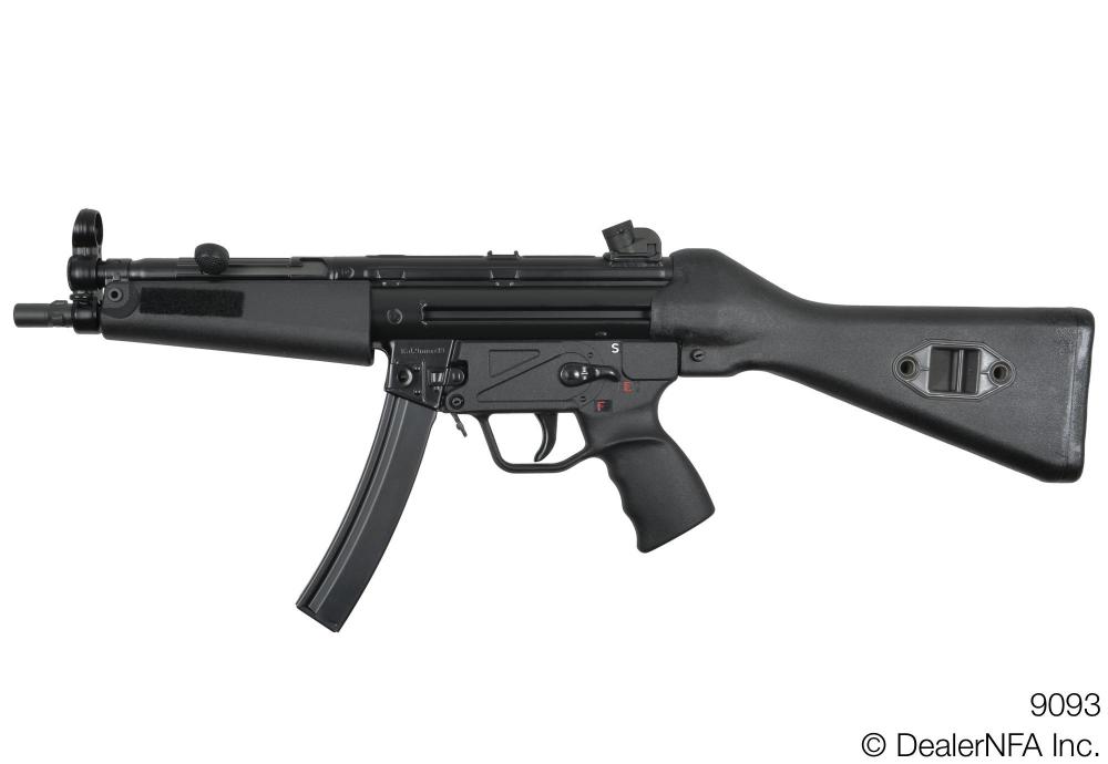 9093_FJ_VOLLMER_CO_MP5 - 002@2x.jpg