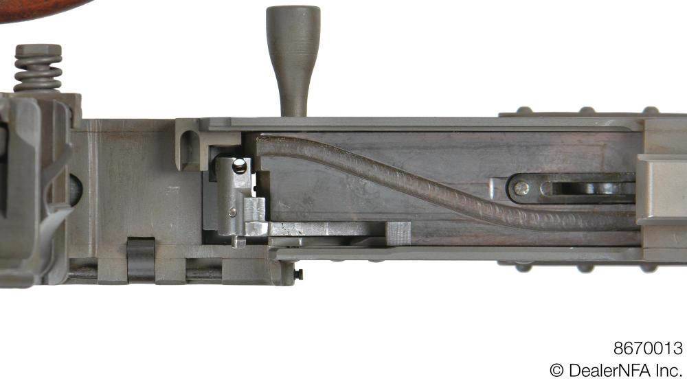 8670013_DLO_1919A4 - 005@2x.jpg