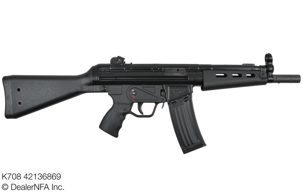 K708_42136869_Qualified_Manufacturing_HK_HK53 - 001@2x.jpg