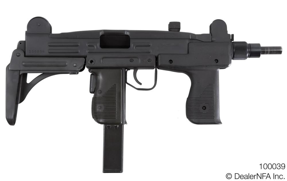 100039_Group_Uzi - 001@2x.jpg