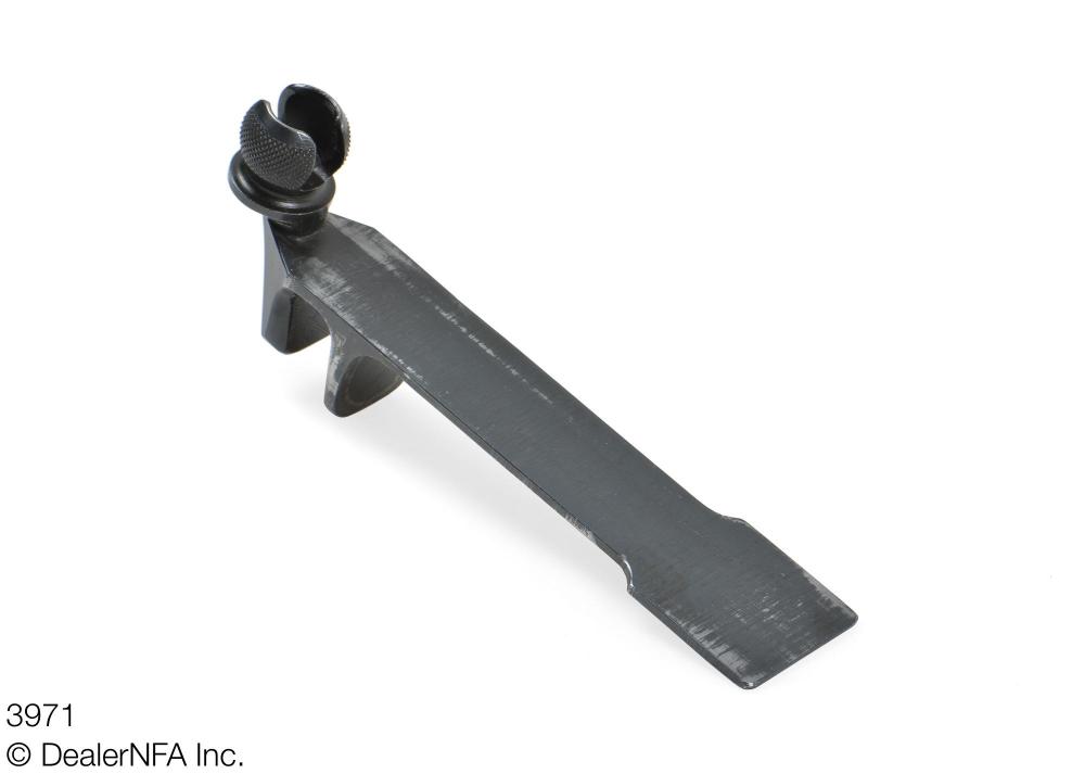 3971_Thompson_1921 - 010@2x.jpg