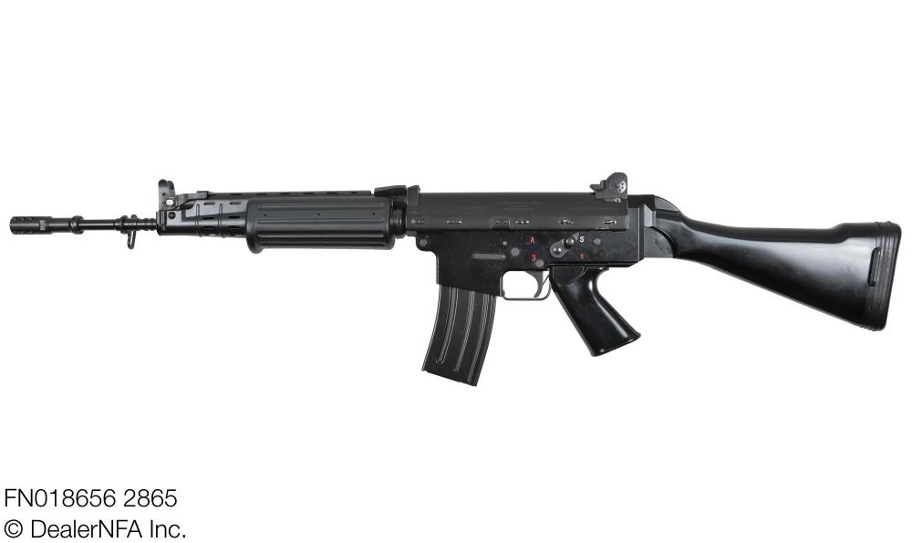 FN018656_2865_FNC_SH_Arms - 002@2x.jpg