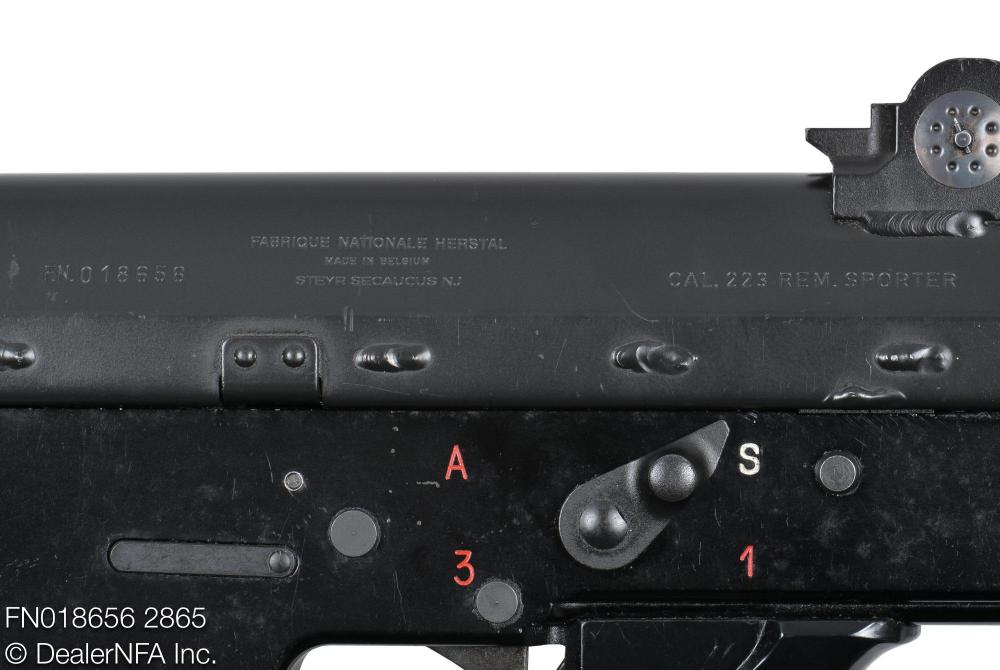 FN018656_2865_FNC_SH_Arms - 004@2x.jpg