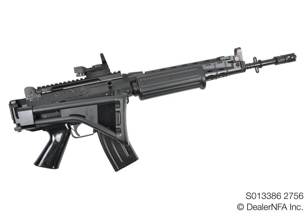 S013386_2756_FN_FNC_SH_Arms - 004@2x.jpg