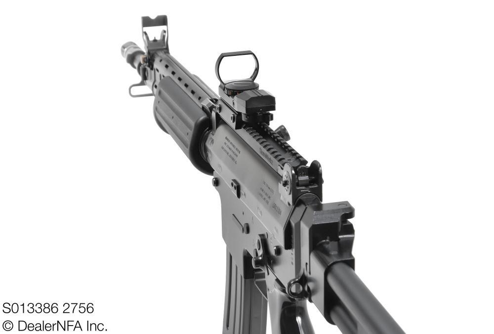 S013386_2756_FN_FNC_SH_Arms - 005@2x.jpg