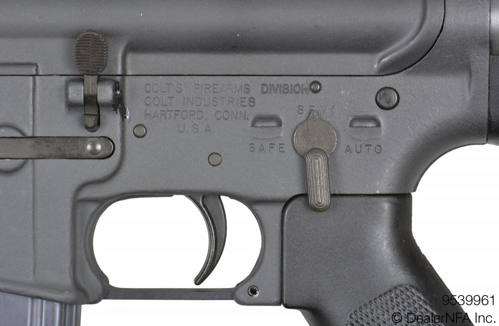 9539961_Colt_M16 - 007@2x.jpg