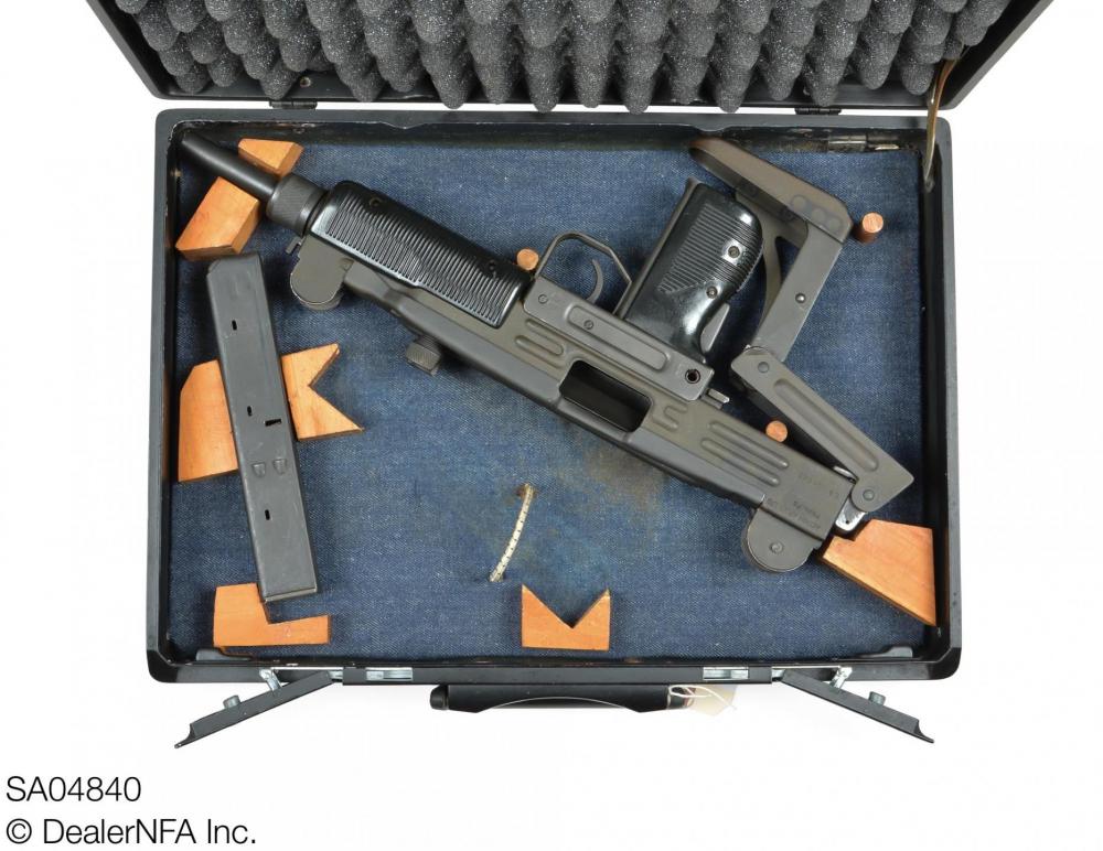 SA04840_IMI_A - 010@2x.jpg