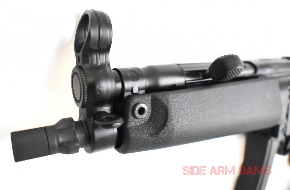 MP5-SBR-Attache 12074-5.jpg