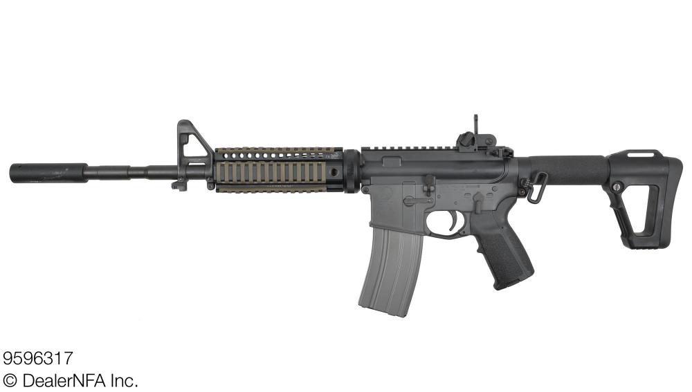 9596317_Colt_M16A1 - 002@2x.jpg