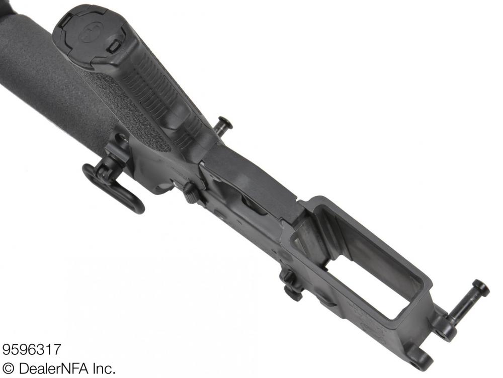 9596317_Colt_M16A1 - 005@2x.jpg