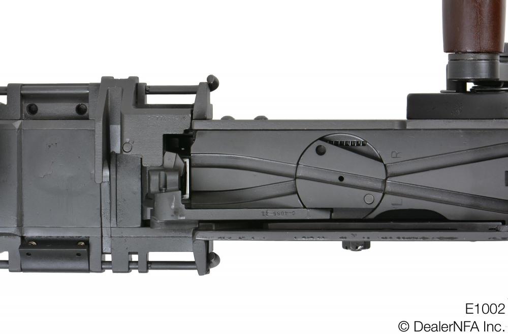 E1002_Charles_ERE_BMG_50_M2 - 006@2x.jpg