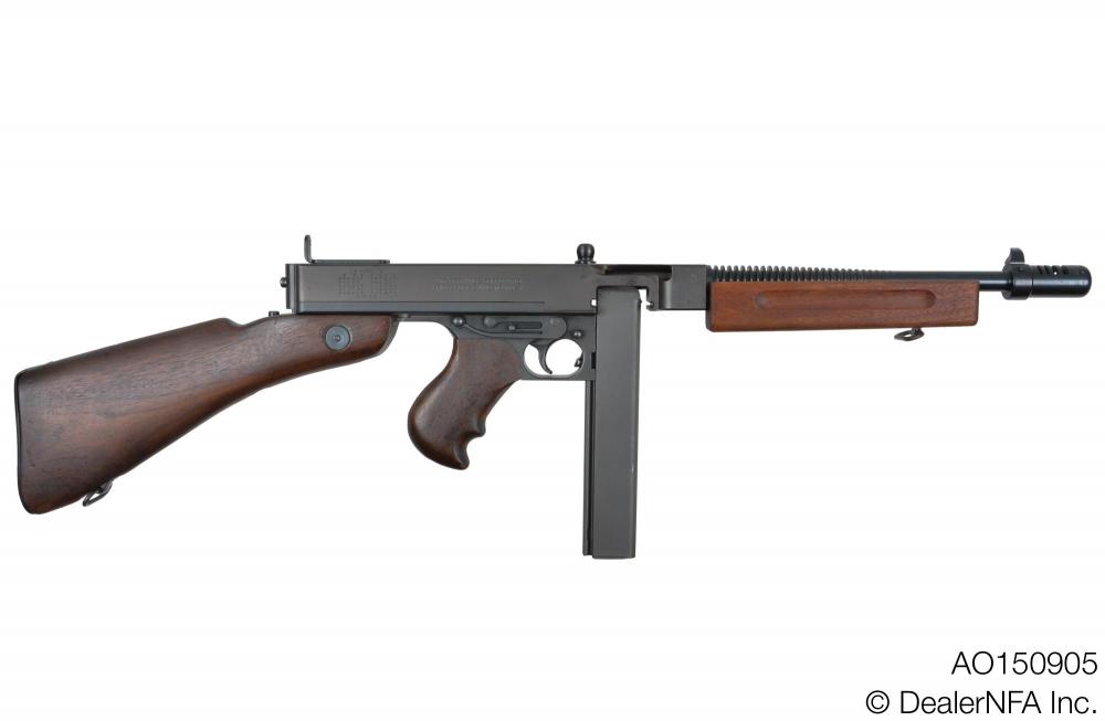 AO150905_Thompson - 001@2x.jpg