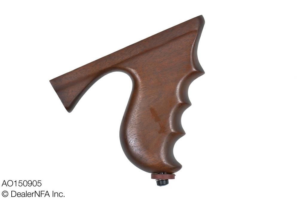 AO150905_Thompson - 004@2x.jpg