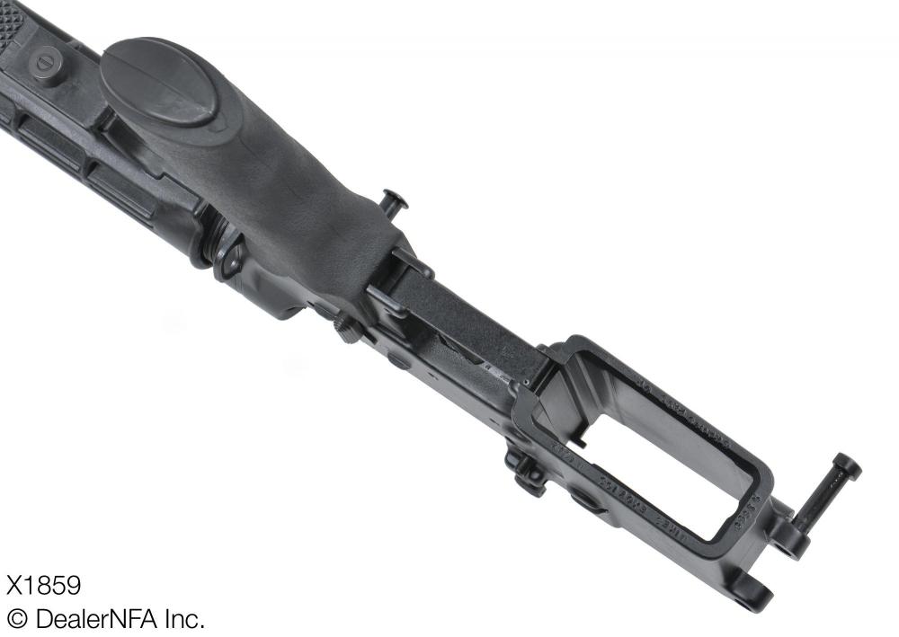 X1859_Mike's_Exotics_M16_A1 - 005@2x.jpg