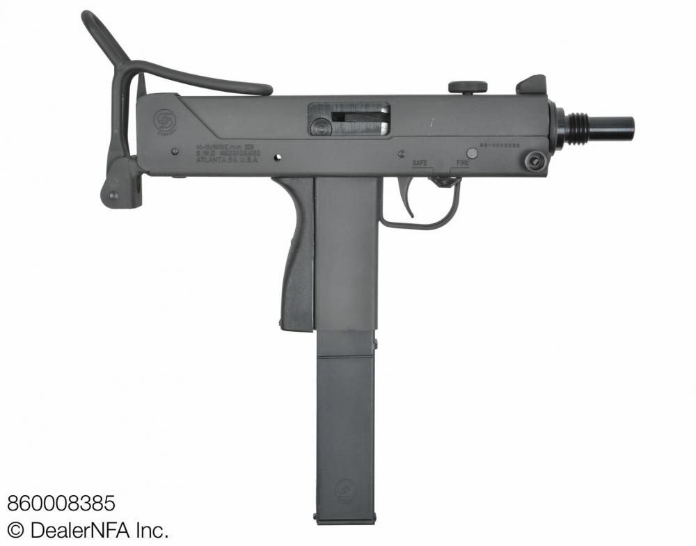 860008385_Daniel_SW_M11 - 001@2x.jpg