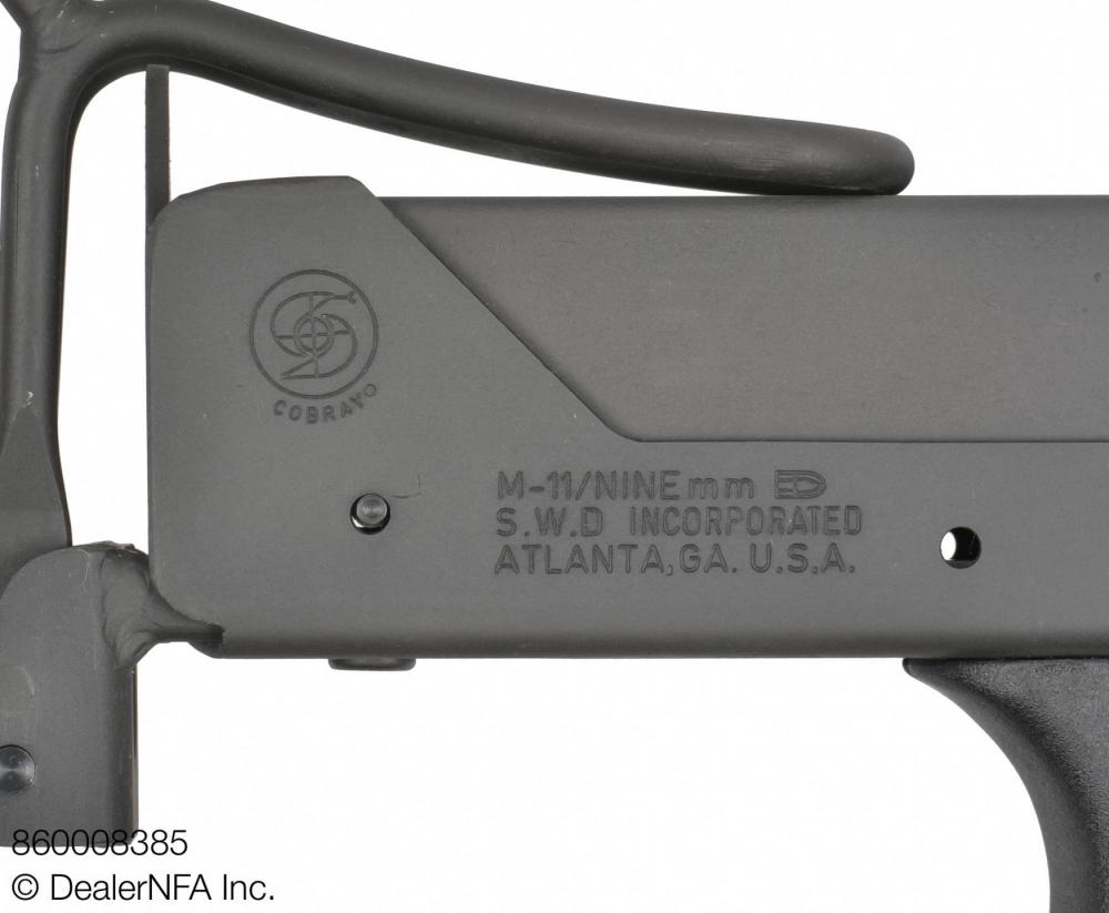 860008385_Daniel_SW_M11 - 003@2x.jpg