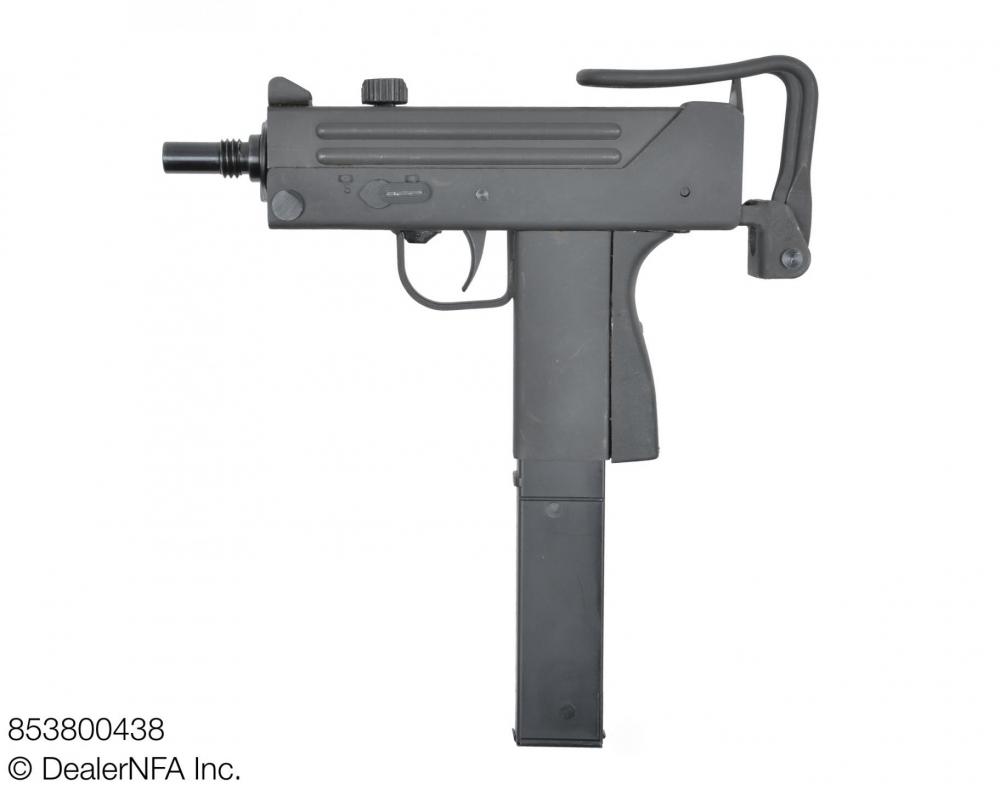 853800438_Daniel_SW_M11A1 - 002@2x.jpg