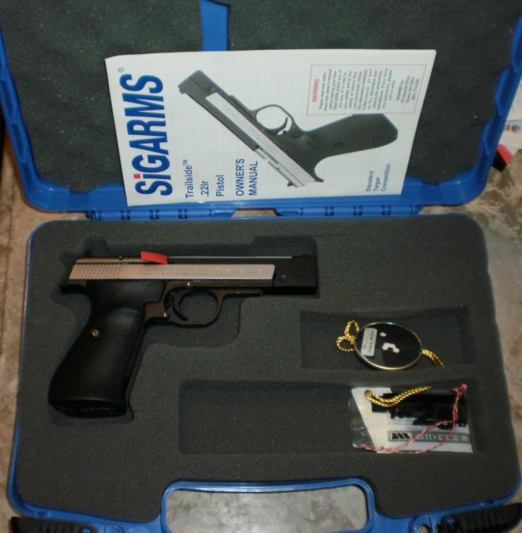 Sig Trailside right with box.jpg