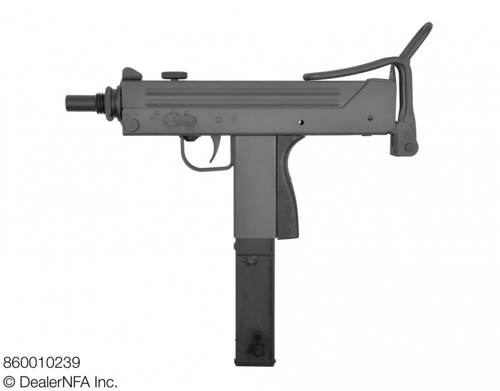 860010239_SWD_Daniel_Inc_M11 - 002@2x.jpg