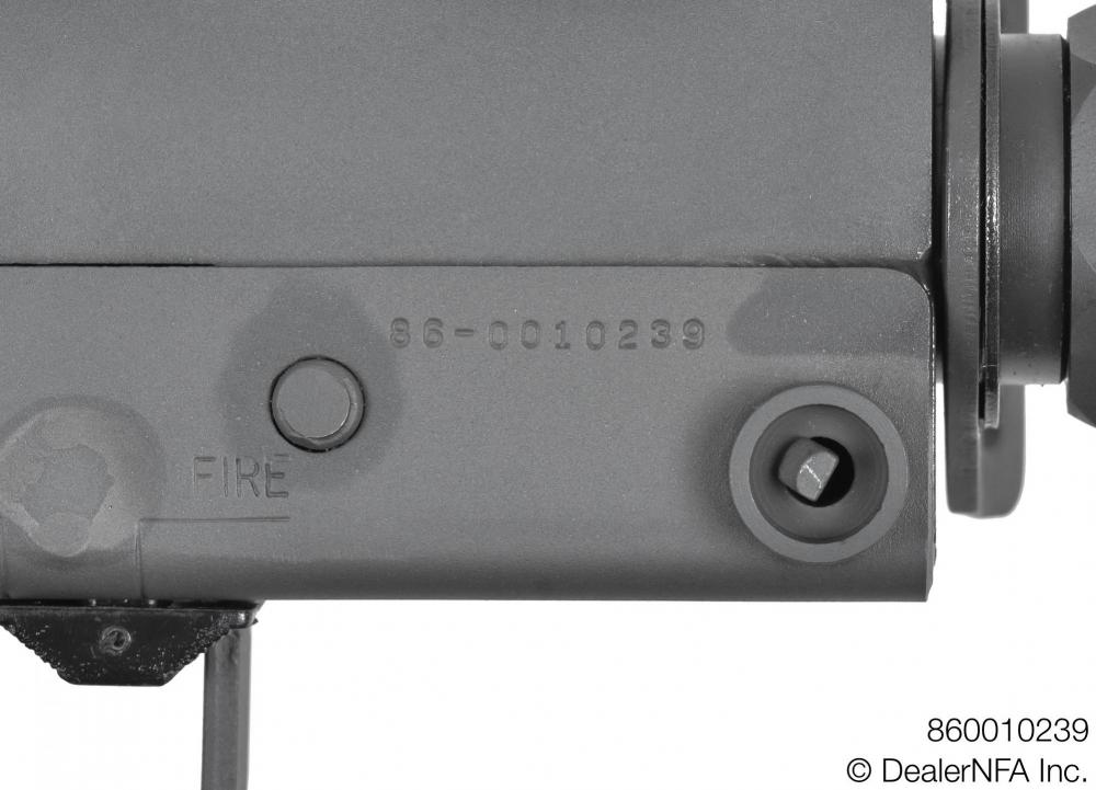 860010239_SWD_Daniel_Inc_M11 - 004@2x.jpg