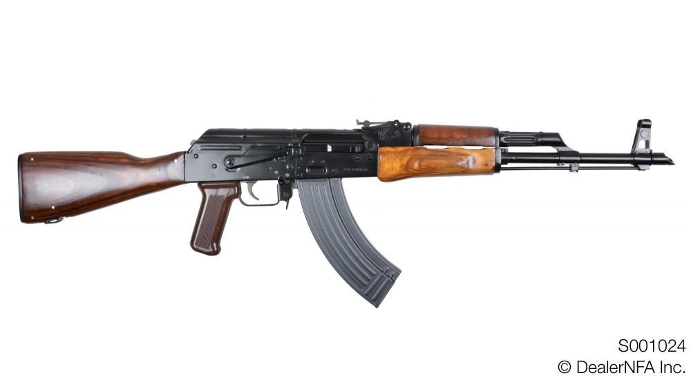 S001024_Maadi_Company_AKM - 01@2x.jpg