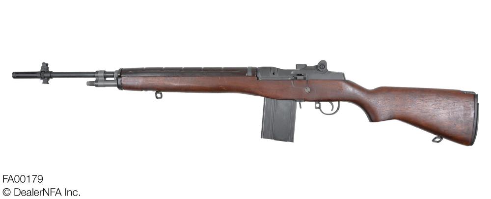 FA00179_Smith_Enterprises_M14 - 02@2x.jpg