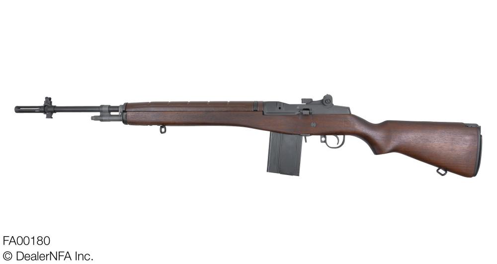 FA00180_Smith_Enterprises_M14 - 02@2x.jpg