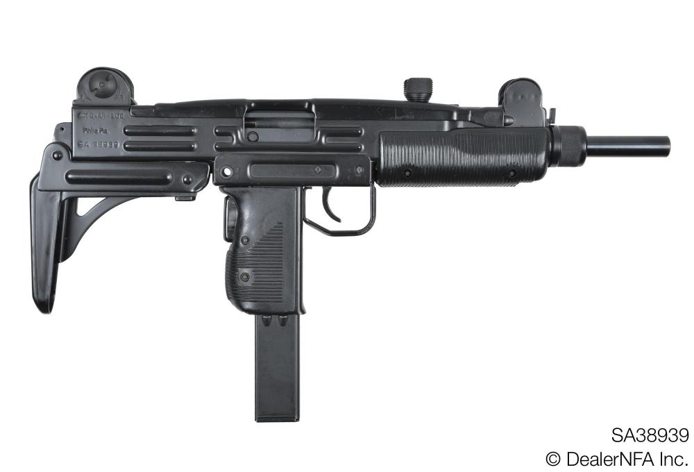 SA38939_Daniel_SW_UZI - 01@2x.jpg