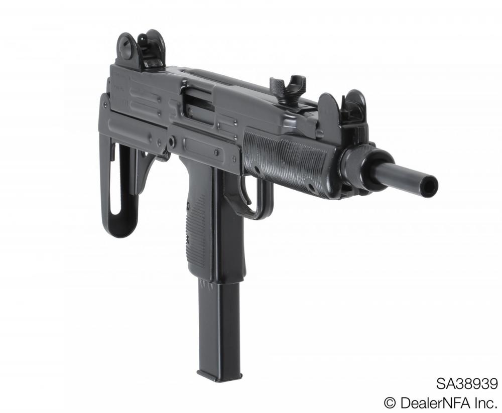 SA38939_Daniel_SW_UZI - 03@2x.jpg