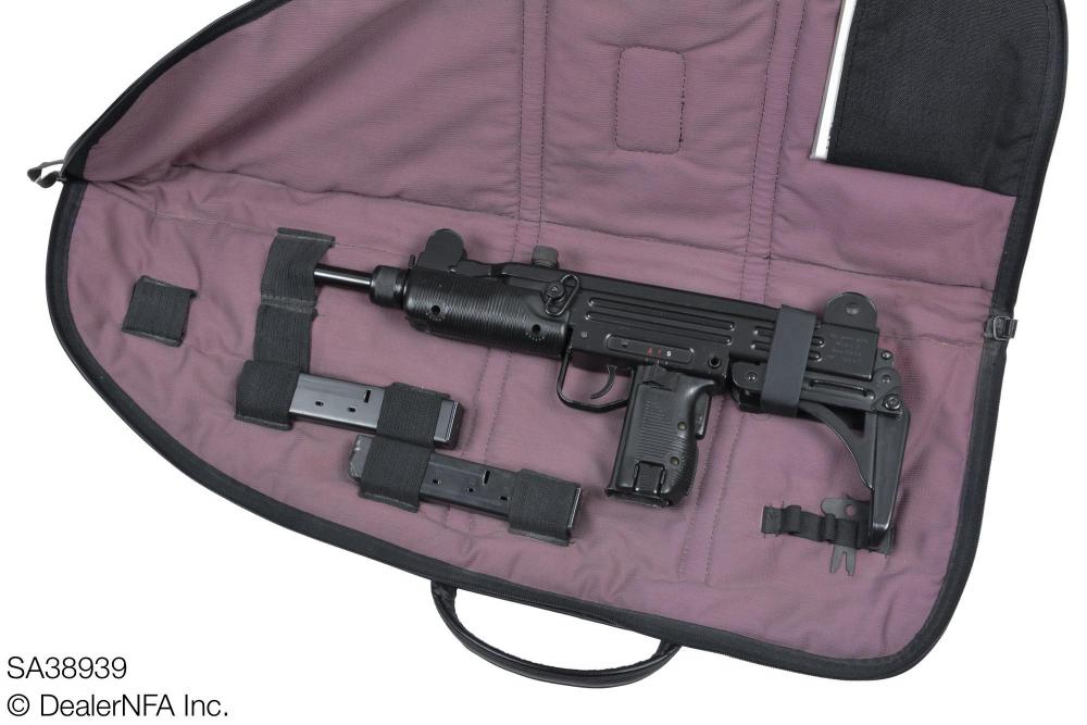 SA38939_Daniel_SW_UZI - 08@2x.jpg