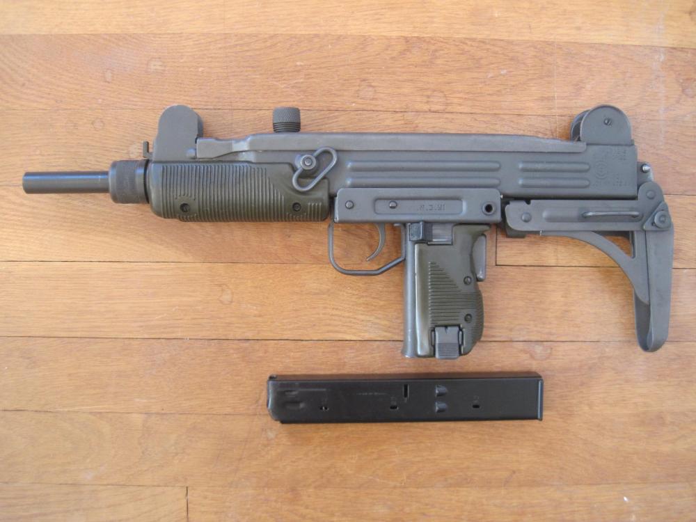 B&G Bolt in Group Ind Host LS View.JPG